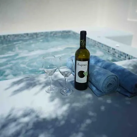 Mikro Petrino * Vóthon